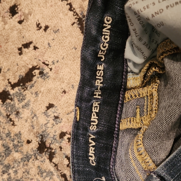 ⭐️American eagle curvy super hi rise jeggings - Picture 4 of 6